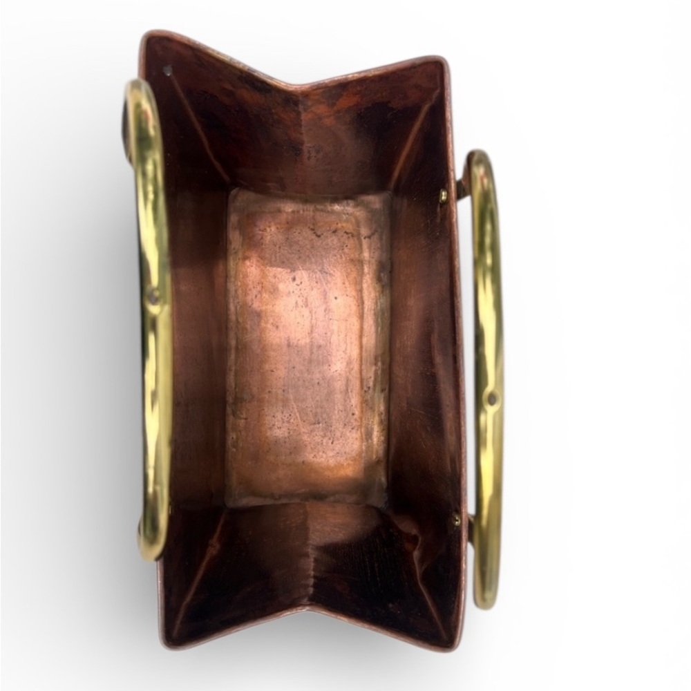 Mid-Century Italian Enameled Copper Magazine Rack - Picture 4 of 5